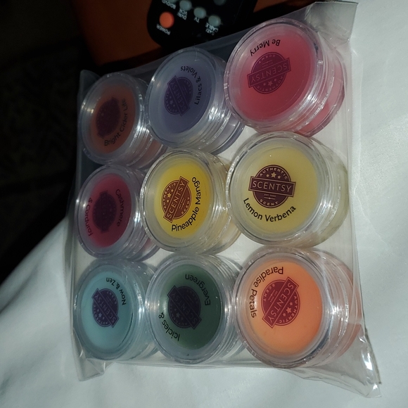 Scentsy Tester 9 pack - Picture 2 of 2